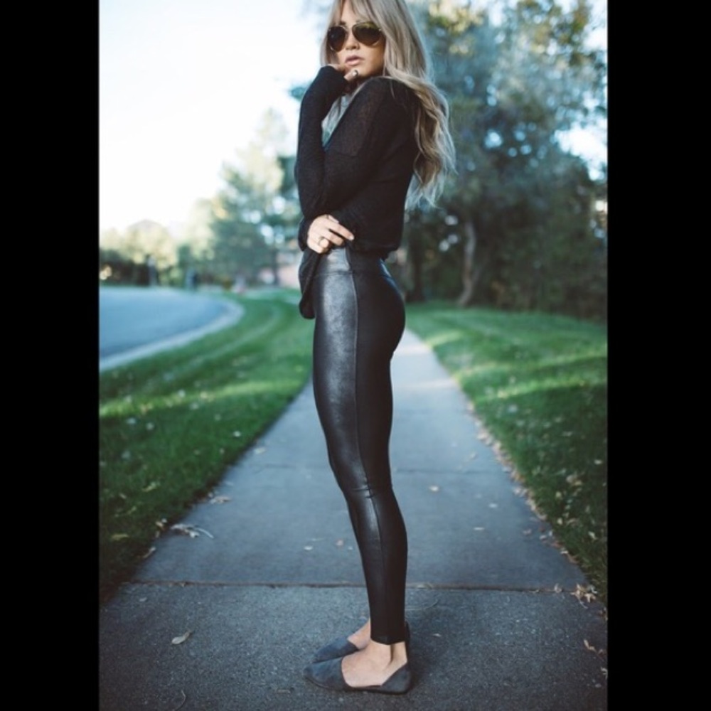Spanx black faux leather leggings - Picture 3 of 6